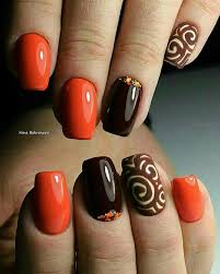 Stílusos manikűr, jól ápolt kéz mindig gyönyörű, valamint a figyelmet mind a férfiak, mind a nők. Rovid Kormok 2019 Osz