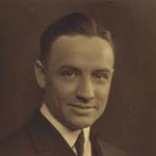 Robert Macaraeg's Instagram, Twitter & Facebook