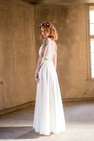 Free shipping on orders over $49. Yumi Schlichtes Brautkleid Mit Spitze Und Tiefem Ruckenausschnitt Elementar Brautkleider Geradliniges Hoc Brautkleid Kleid Hochzeit Brautkleid Schlicht