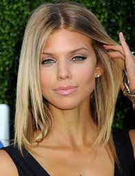 Check what to pay attention for. 30 Most Dazzling Medium Length Hairstyles For Thin Hair Haircuts Hairstyles 2021 Cute Hairstyles For Medium Hair Hair Styles Medium Length Hair Styles