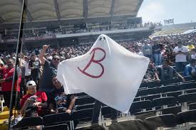 Además, en las redes sociales aparecieron memes en el que señalan al 'kún' agüero como el 'mufa' del equipo. El Fantasma De La B Aparecio En Los Memes Por El Superclasico