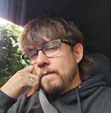 Anyone know what this is and how do I fix it🙃