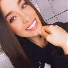 Amanda Eger's Instagram, Twitter & Facebook