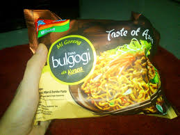 Tender pieces of caramelized beef with crunchy sweet vegetables, this flavorful grilled meat needs to make an appearance on your summertime dinner soon! Mencicipi Indomie Rasa Bulgogi Dwi Ananta Sari