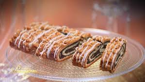 Das Grosse Promibacken Mohnstriezel Rezept Das Grosse Backen Rezepte Das Grosse Backen Dessert Rezepte Einfach