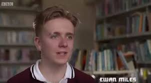 被中國老師虐完後，BBC又帶腐國學生去韓國體驗「魔鬼教育」了，結果……