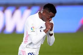 Vinicius has brought to the side an electricity, a sharpness and bravery they did not have, said spanish football. Real Madrid Last Minute Treffer Vinicius Junior Rettet Real Madrid Zum Jubilaum Einen Zahler
