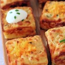 1 pouch (4.7 oz) betty crocker™ mashed potato mix loaded mashed · 1/2 cup milk · 1/2 cup water · 2 1/2 tablespoons butter · 1 1/2 cups shredded sharp cheddar cheese . 10 Best Leftover Mashed Potato Eggs Recipes Yummly