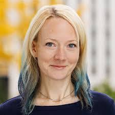 Alexis Bauer's Instagram, Twitter & Facebook