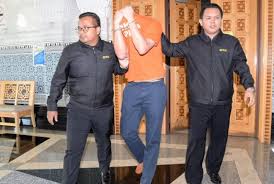 Tapi masalahnya ds najib tu slow je. Mantan Staf Khusus Najib Razak Ditangkap Republika Online