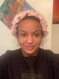 I finally did it!! After watching Tara's videos a million and two times and  then some, I finally did my face!! I never wear make up, but Tara's videos  make it simple!