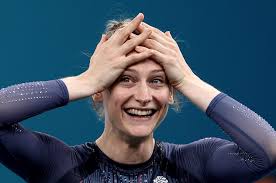 Hu Yicheng si ribalta sul trampolino elastico alle Olimpiadi, un disastro: Bryony  Page si ritrova oro