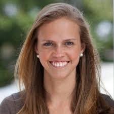 Sarah Munford's Instagram, Twitter & Facebook