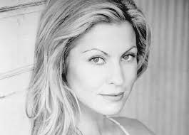 希瑟·沃奎斯特介绍_图片_作品-猫眼电影