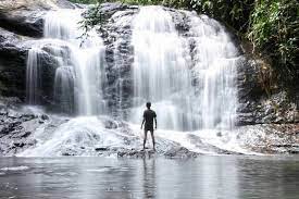 Karena anda bisa dengan mudah untuk mencapai lokasi wisata air terjun yang satu ini. 20 Tempat Wisata Keren Di Kalimantan Selatan Yang Pastinya Belum Pernah Anda Dengar