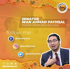 Menteri belia dan sukan reezal merican naina merican. Facebook