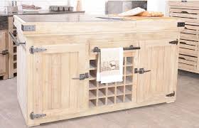 Conçu en pin vieilli patiné, les meubles sont en bon état général mais nécessitent un bon nettoyage, ils sont à venir récupérer à. Un Ilot De Cuisine De Style Ancien Les Plus Beaux Exemples Deconome