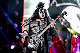 Gene Simmons overcomes dehydration to wow audience at Kiss Pause Brazil Concert