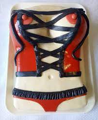 About last night tho lol drunk barbie cake!! Pin Auf Anlassbezogene Kuchen