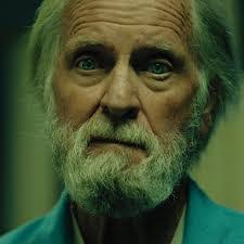 Daniel Hellmuth's Instagram, Twitter & Facebook