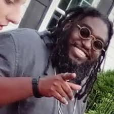 Florence Pugh and Andrew Garfield