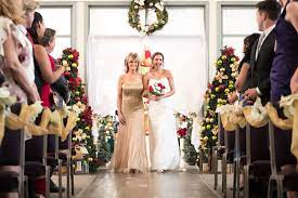 Four christmases and a wedding. Arielle Kebbel Plans A Winter Wedding In Her New Movie