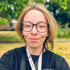 Bianca Ambrose's Instagram, Twitter & Facebook