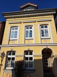 Wir suchen kurzfristig eine kleine wohnung, zimmer, monteurzimmer etc. Lutjenburg
