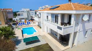 Book your hotel in novalja and pay later with expedia. Villa For Rent In Novalja Near Zrce Beach Luxurycroatia Net