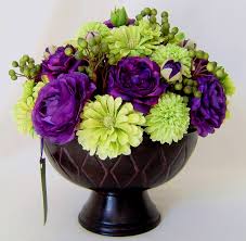 Perennial flowers are small flowers that grow and bloom over the seasons of spring and summer this makes purple the perfect choice for an arrangement to be displayed at a graduation. Top Purple Flower Arrangement Images Top Collection Of Different Types Of Flowers In The Images Hd