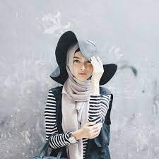 Style hijab casual dan sepatu high heels bisa melengkapi gayamu. Ggambar Style Hijab Tp Cowboy Gambar Hijab Style With Border Terbaru Styleala Tunic Blouse Or Tops Are