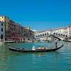 One of the world's fashion capitals, milan. Https Encrypted Tbn0 Gstatic Com Images Q Tbn And9gcreu C0gojnjefuvcmmghu1n4i 6 Cnfy5dq5kwdkcnfghabg5m Usqp Cau