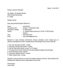 Pertama yang akan kita bahas adalah yang style indonesia dulu, karena ini yang umum digunakan oleh para pelamar dan pemberi kerja. Contoh Cv Lamaran Kerja Sederhana Best Resume Examples