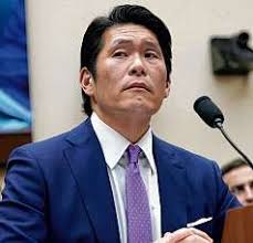 Fiscal Concerns Put Pressure On Dollar and Bond Market