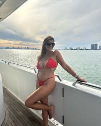 Avery Leigh - Free pics, galleries & more at Babepedia