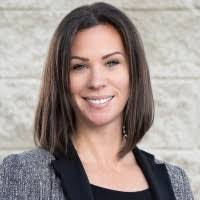 Erin Grunewald's Instagram, Twitter & Facebook