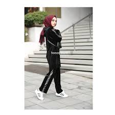 genc tesettur panosundaki pin