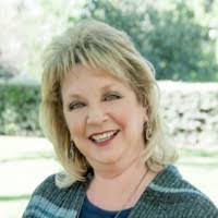 Cindy Poulson's Instagram, Twitter & Facebook