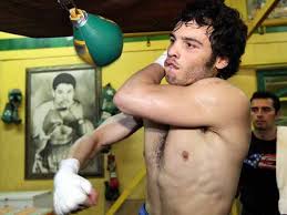Camacho tuvo una gran rivalidad con chávez y se enfrentaron el 12 de. Julio Cesar Chavez Jr Peleara Con Anderson Silva El 19 De Junio Solo Boxeo
