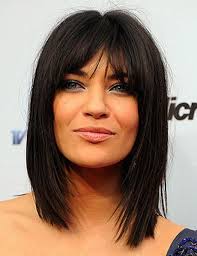 Coupe Au Carre Degrade Mi Long Coupe De Cheveux Coupe Cheveux Carre Cheveux Carre