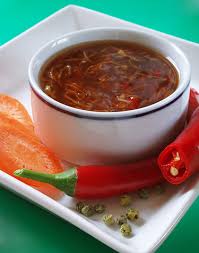 Oana a făcut mai demult așa ceva iar rețeta ei o găsiți aici. Sos Iute De Ardei Pizza Timi