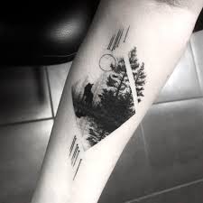Without All The Extra Around The Diamond Have The Top Half A A Wolfs Head Popping Out Of The Top See Next Pict In 2020 Wolf Tattoo Sleeve Wolf Tattoos Gorgeous Tattoos