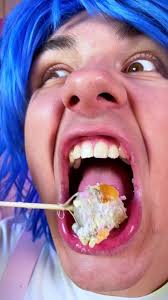 would you try this poisoned challenge? 😆☠️ #fyp #challenge #trend #fashiom  #lifestyle #poison #funny #trending #tastetest #sweets #candy