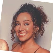 Kylie (Lyall) Castillo