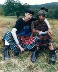 Eine art rebellin, da sie sich stets abhebt. 1001 Trends Von Der 90er Mode Die Immer Noch Beliebt Sind