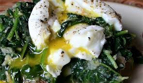 Portare ad ebollizione girando continuamente in modo da formare un mulinello. Ricetta Uova Alla Fiorentina Le Ricette Di Buonissimo