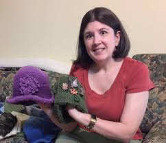 Maybe you would like to learn more about one of these? Little Rock Volunteer Uses Love Of Knitting To Give To Uams Cancer Patients Uams News
