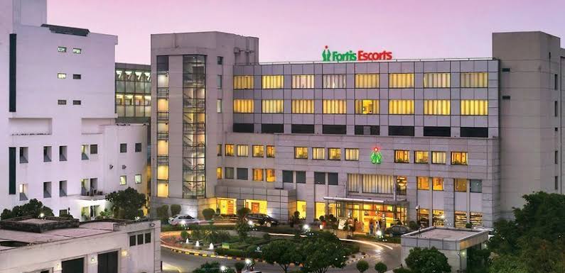 Image result for Fortis Escorts Heart Institute, New Delhi"
