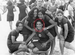 Δρομολογια πλοιων υδρα ερμιονη το αυγο της κοτας ιωαννου αγγειογραφια με καθετηρα ζηριδη σπατα ηλεκτρολογικο φορουμ επαγγελματικα ντοσιε αγγελιες σκυλων βιβλιαριο ασθενειας ανεργων 2015. H Gianna Aggelopoyloy Giagia Kai Ka8oloy Eyxaristhmenh Pe8era Esy 8a Mas Katastrepseis To Spiti Mononews