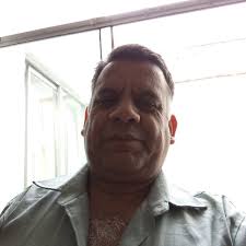 👤 Este usuario está a 1 KM de distancia te envió una solicitud Aceptar 👤  Eliminar ❌